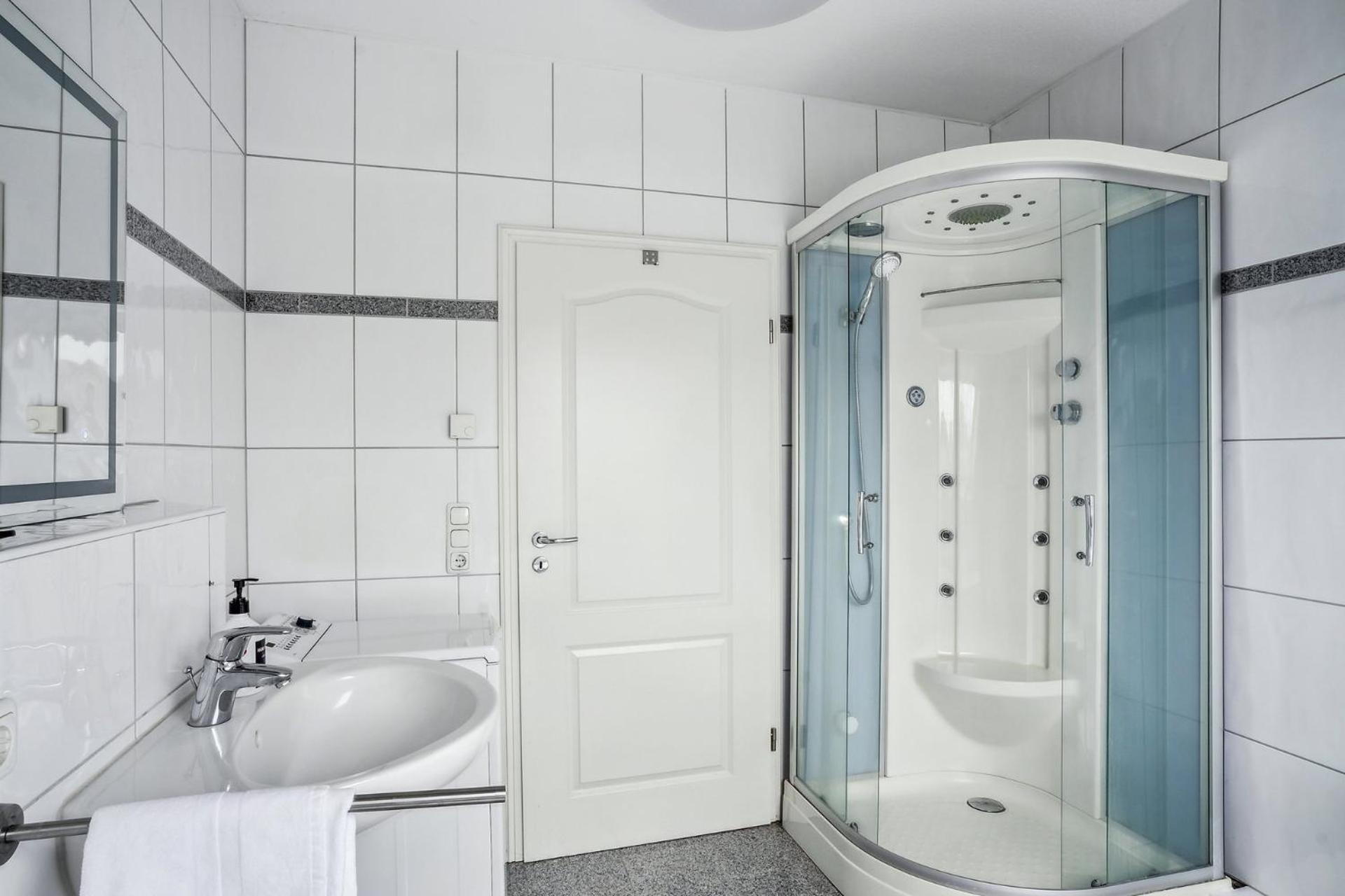 Oara Comfort Home, Ferienhaus 210Qm Mit Garten Reppenstedt Dış mekan fotoğraf
